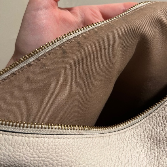 Genuine Coach Pennie Shoulder Bag - Picture 12 of 12